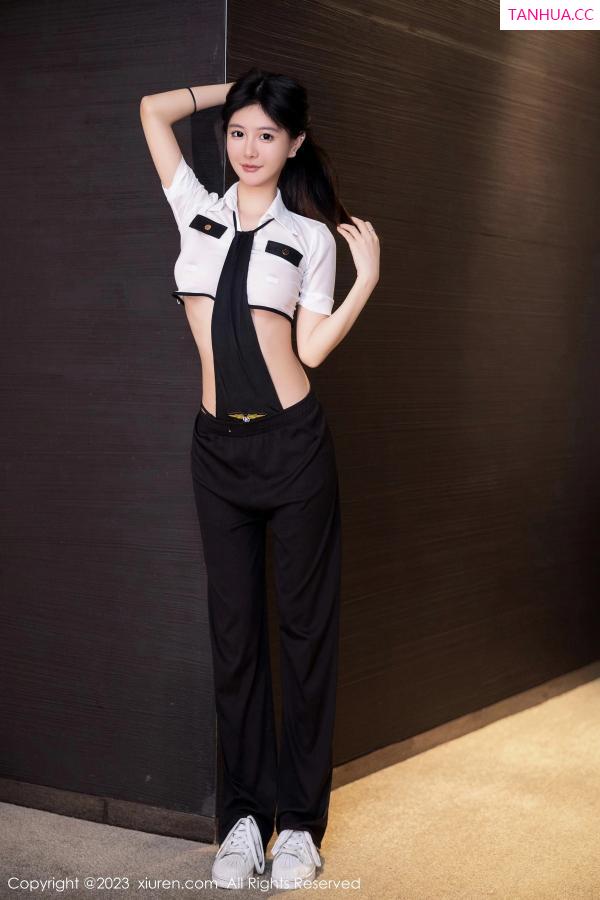   [XiuRen]高清写真图 2023.07.28 No.7159 幼幼 清纯美腿第5张图片